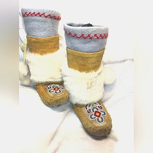 Authentic Native American Mocassin Boots